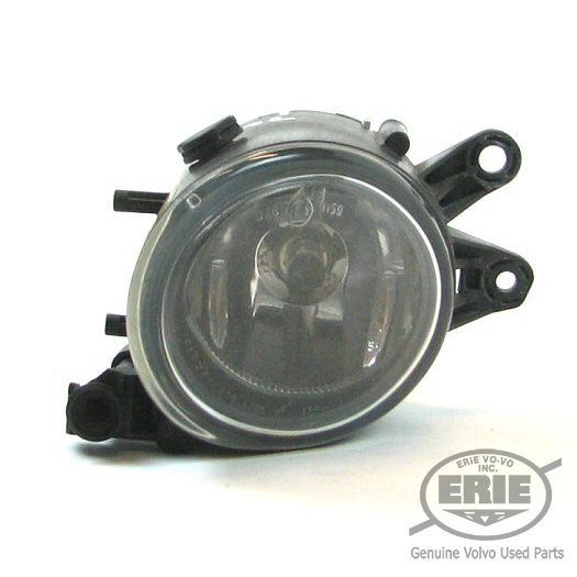 lVolvo OEM Left Driver side Driving Fog Light Assembly for C70 S40 V50 05-07