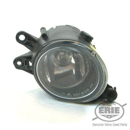 lVolvo OEM Right Passenger Driving Fog Light Assembly for C70 S40 V50 05-07